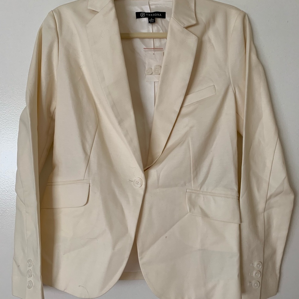 Versona Ivory Blazer